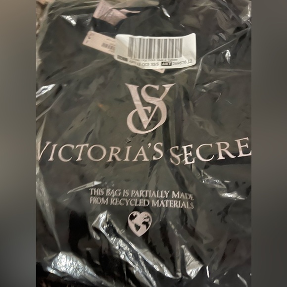 NEW XS/S VICTORIA'S SECRET FASHION SHOW 24’ BLACK Glazed Satin Long Robe - Picture 4 of 8